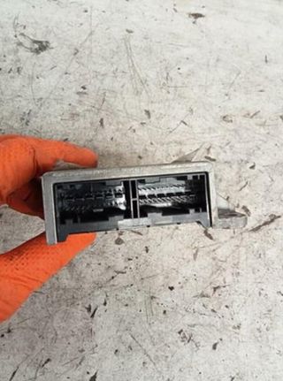 Centralita airbag peugeot 96056 207