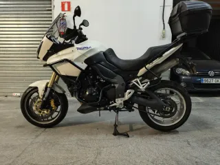 Triumph Tiger 1050