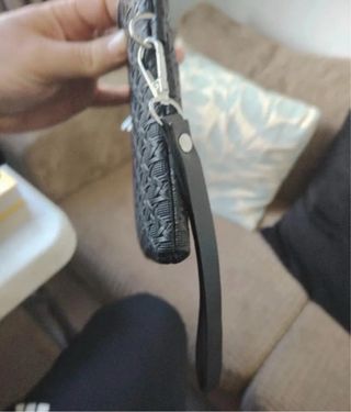 Pochette uomo grigia con stampa