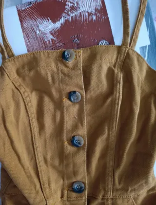 Vestido H&M mostaza botones