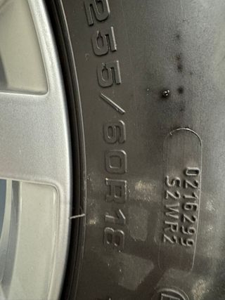 4 llantas Volkswagen de 18” con neumático GOODYEAR