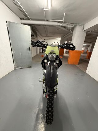 Moto Enduro Fantic 125 4t