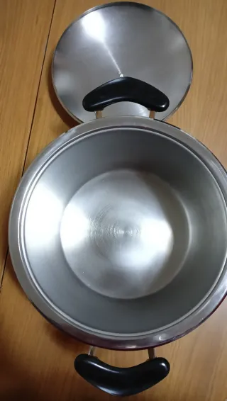 Súper Olla AMC Grande 24x20 cm De unos 9 litros