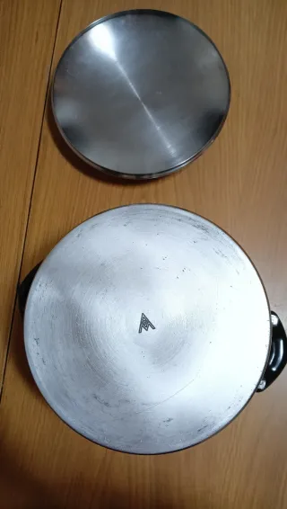 Súper Olla AMC Grande 24x20 cm De unos 9 litros