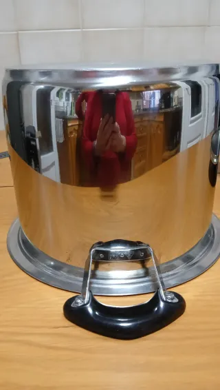 Súper Olla AMC Grande 24x20 cm De unos 9 litros