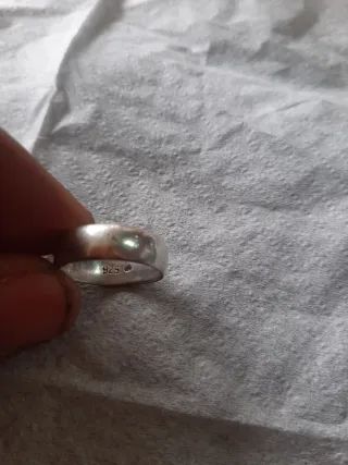 Anillo de plata