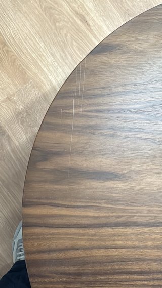 Mesa Auxiliar Stua Marea 60cm Nogal y Base Negra