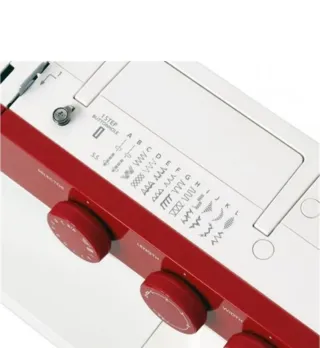 Máquina de coser Janome 1522RD Roja. Tiene 3m