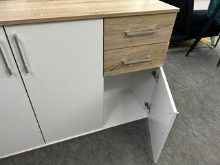 Aparador 3 puertas 2 cajones blanco y madera