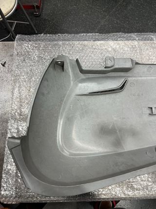 Tapa Lateral Iz Kymco Like 125