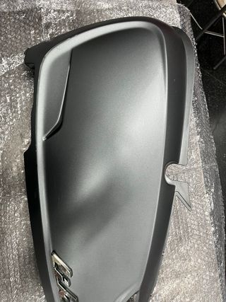 Tapa Lateral Iz Kymco Like 125