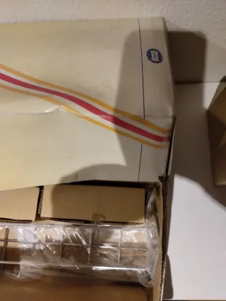 AMC, juegos especieros (12) y colgador pared