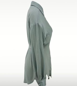 Camisa verde fina y elegante