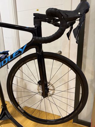 Bicicleta Carbono Ridley Helium Disc T-M (2024)