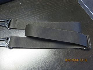 Funda iPhone 15 Pro Max con correa