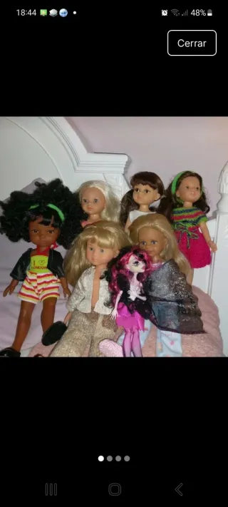 Set di bambole varie