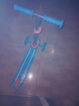 Patinete infantil 3 ruedas nuevo