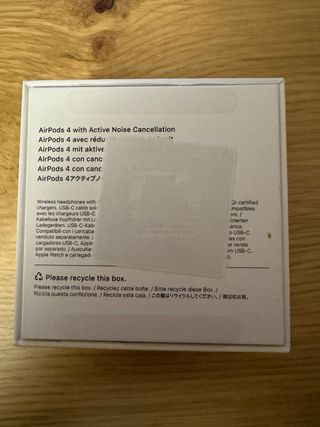 AirPods 4 con cancelación de ruido