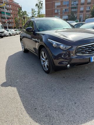Infiniti FX37 2010
