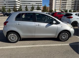 Toyota Yaris 2010