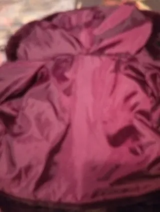 Chaqueta pelo color berenjena