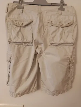 Pantalones cargo beige