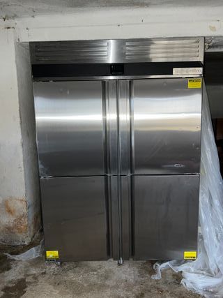 Frigorífico profesional 4 puertas