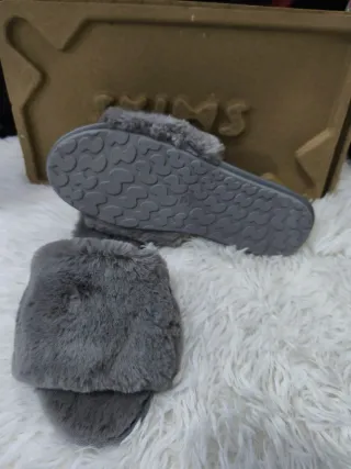 Pantofole SKIMS grigie donna