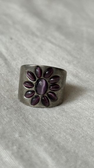 Anillo zamac Plateado Piedras Violeta