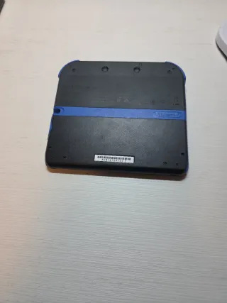 Nintendo 2DS Nera con Accessori