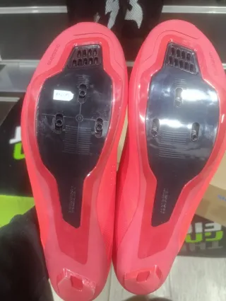 Zapatillas Ciclismo Carretera Shimano Rojas.