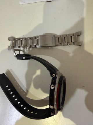 Reloj Casio G-Shock Negro y Plateado