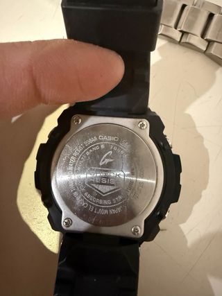 Reloj Casio G-Shock Negro y Plateado