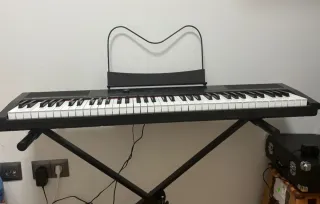 Piano digital Thoman Sp-120