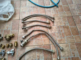 Raccordo idraulico misto