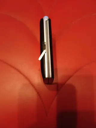 Teléfono móvil LG negro