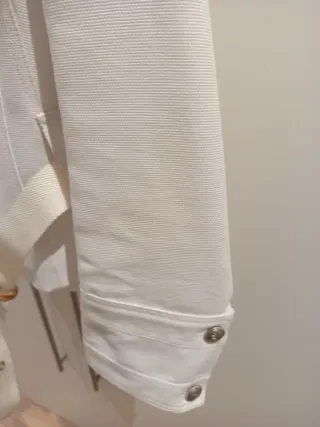 Americana Roberto Verino blanca y beige, mujer.