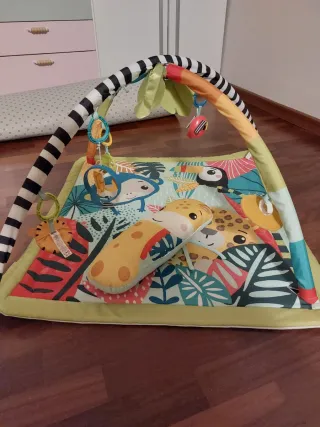 Palestrina per neonati con giochi Fischer Price