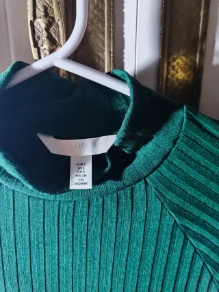 Vestido largo verde de canalé