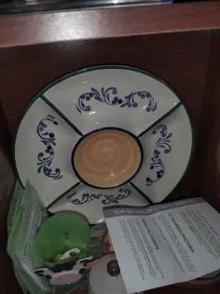 Plato decorativo de cerámica