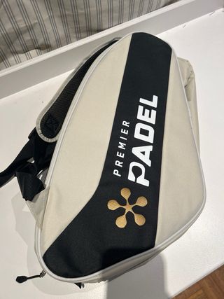 Paletero Bullpadel Tour Premier Blanco