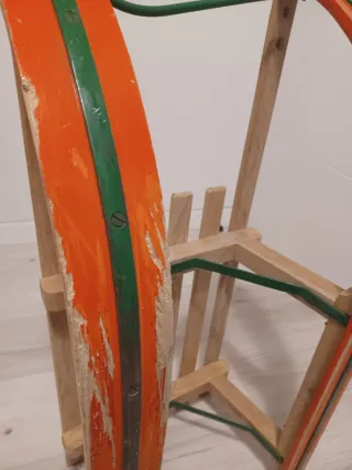 Trineo de madera clásico.