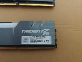 Memoria RAM 32 gigas G.Skill  DDR4 4400 MHz Triden