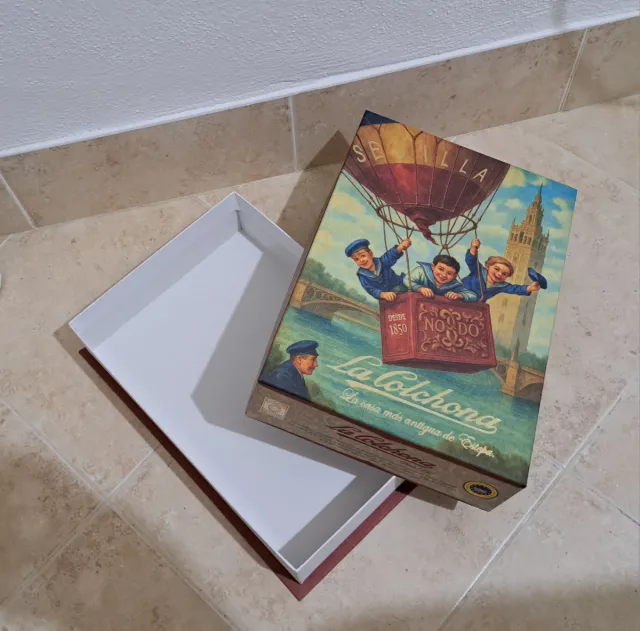 Caja de cartón vintage La Colchona