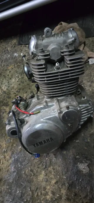 Motor Yamaha SR 250