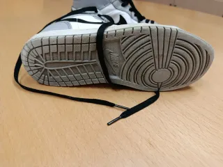 Zapatillas Nike Air Jordan 1 Gris/Blanco