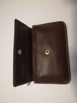 Billetera, Monedero y Llavero de piel. 9