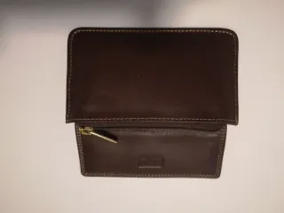 Billetera, Monedero y Llavero de piel. 9