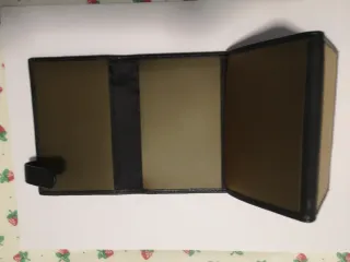 Billetera, Monedero y Llavero de piel. 9