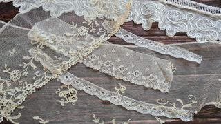 Lotto di 10 pezzi di pizzi vintage e antichi